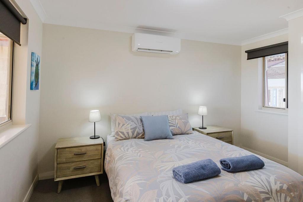 Apartamento Peoples Park Coral Bay Exterior foto